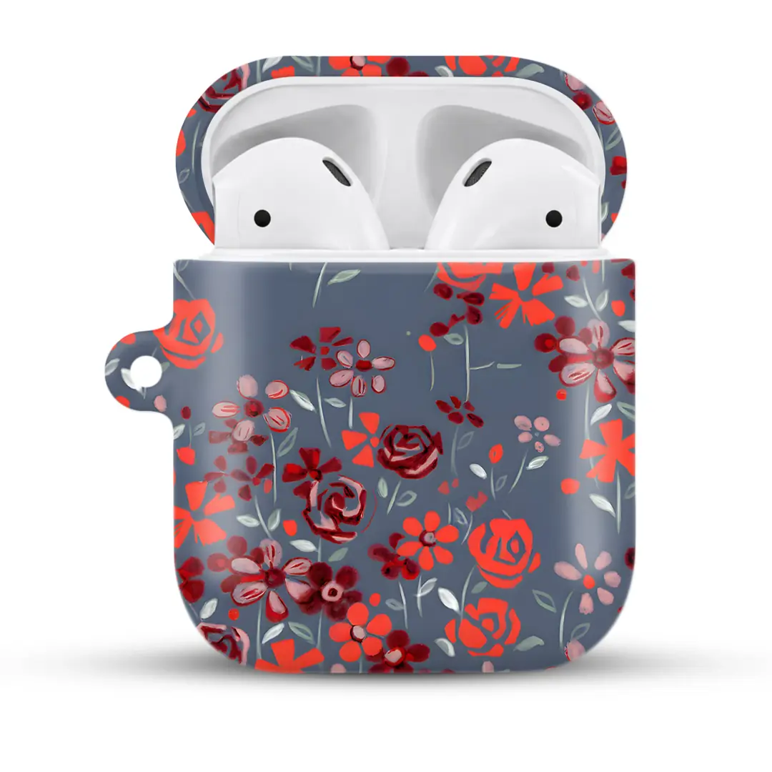 Ürün görseli: Wild Poppyfield AirPods Kılıfı