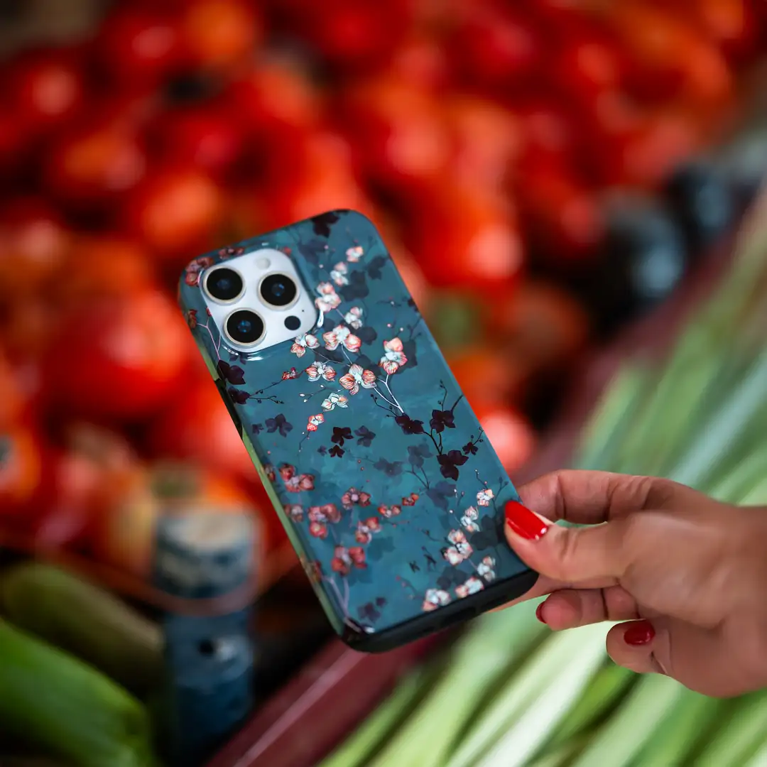 Emerald Bloom Telefon Kılıfı