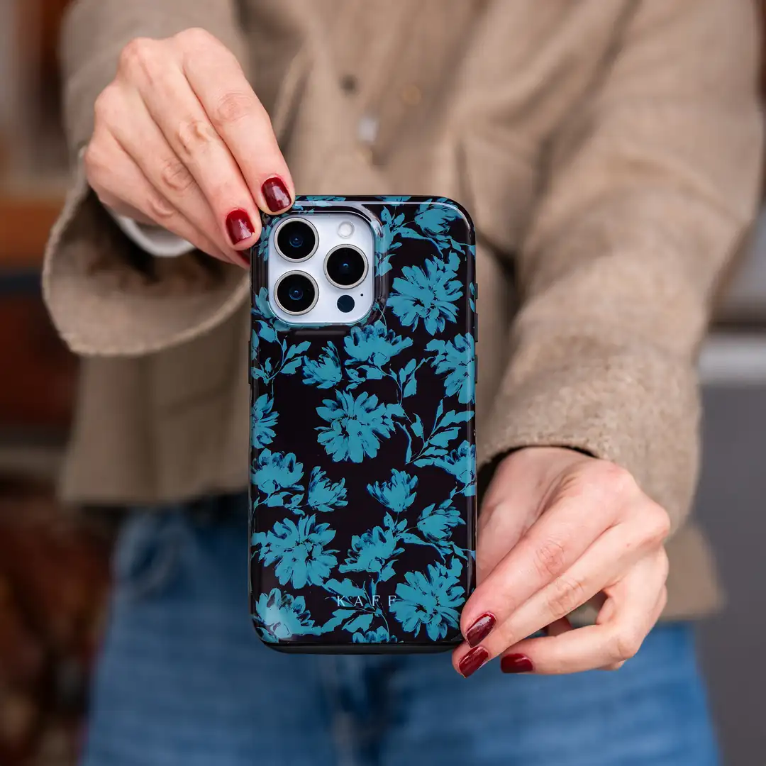 Noir Flora Telefon Kılıfı